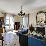 Dracoena Villa *